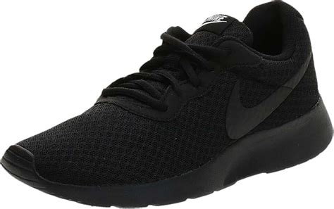 non slip nike shoes women's.